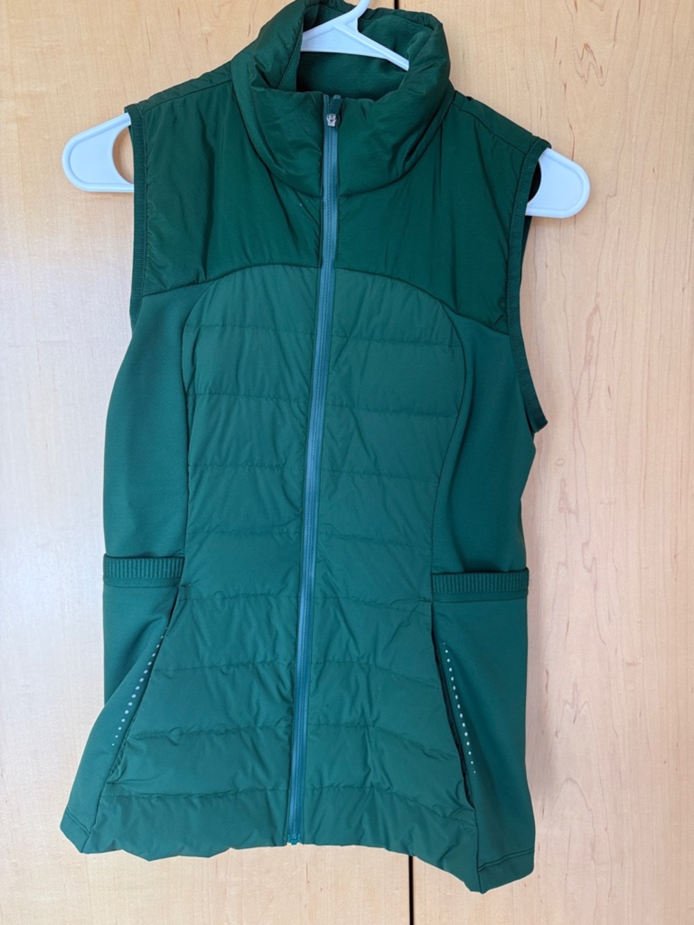 lululemon athletica green  vest